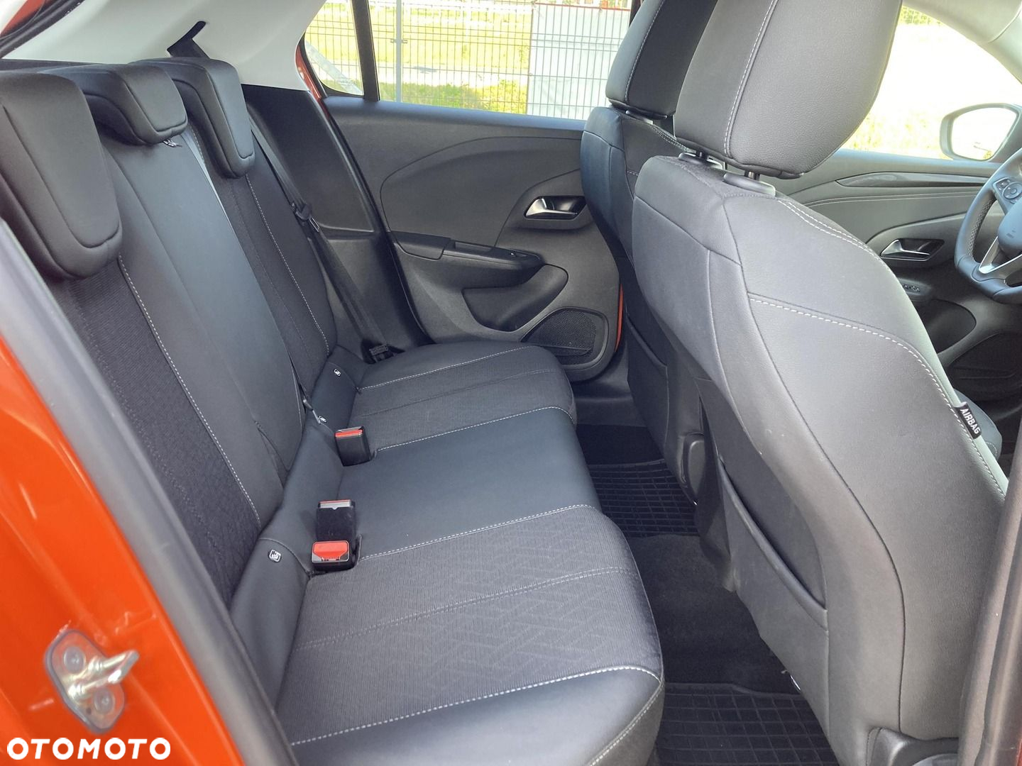 Opel Corsa 1.2 S&S - 11