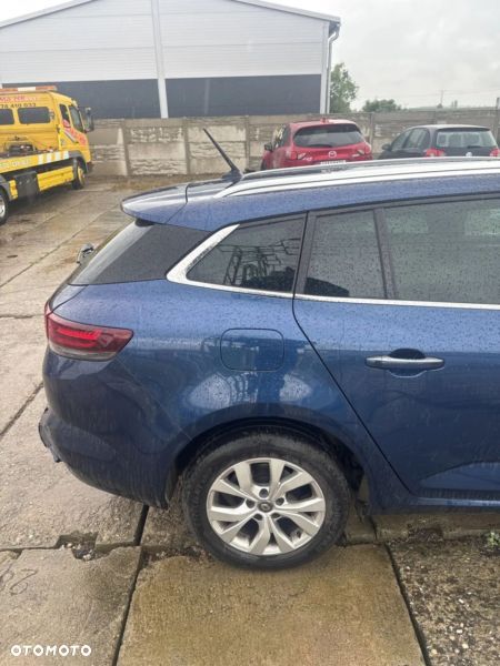 Renault Megane ENERGY TCe 140 EDC LIMITED - 6