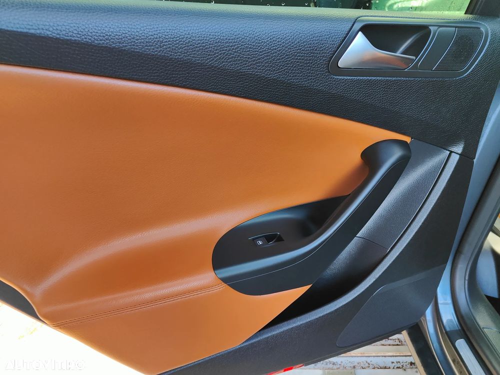 Volkswagen Passat ver-variant-2-0-tdi-bluemotion-technology-r--line - 8