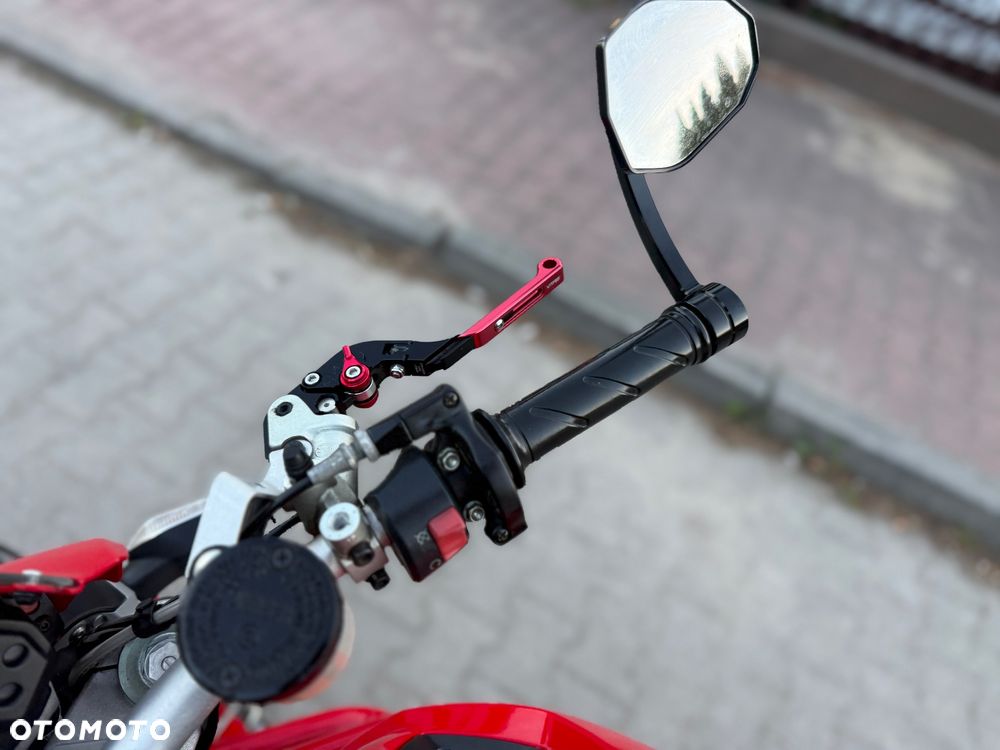 Ducati Monster - 26