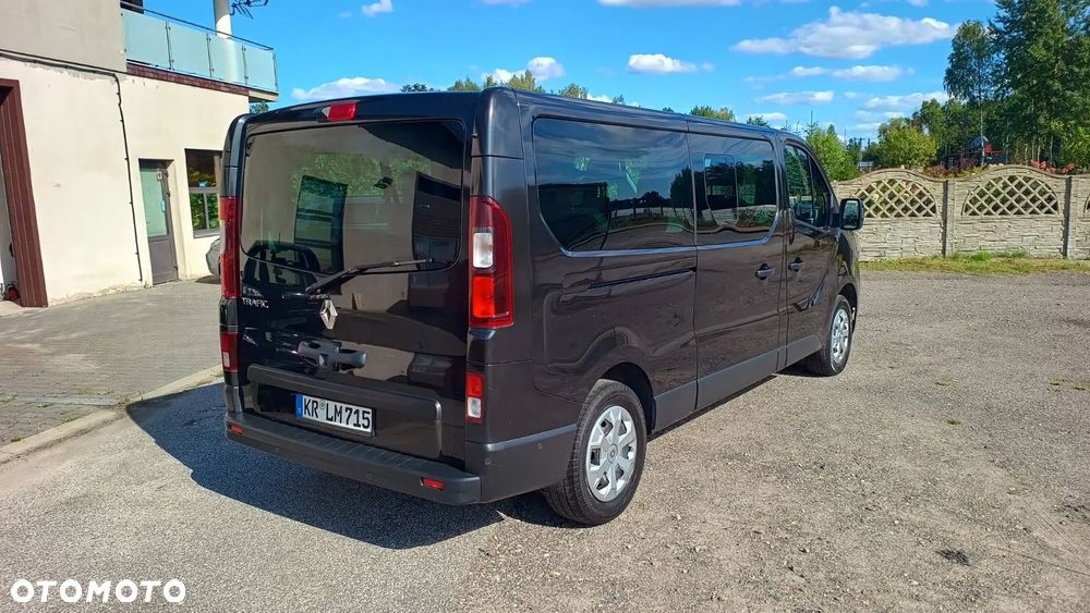 Renault Trafic 2.0 dCi - 6