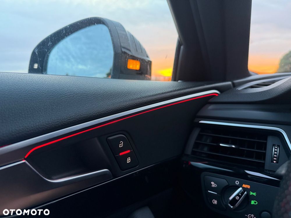 Audi A4 Avant 2.0 TDI ultra S tronic sport - 34