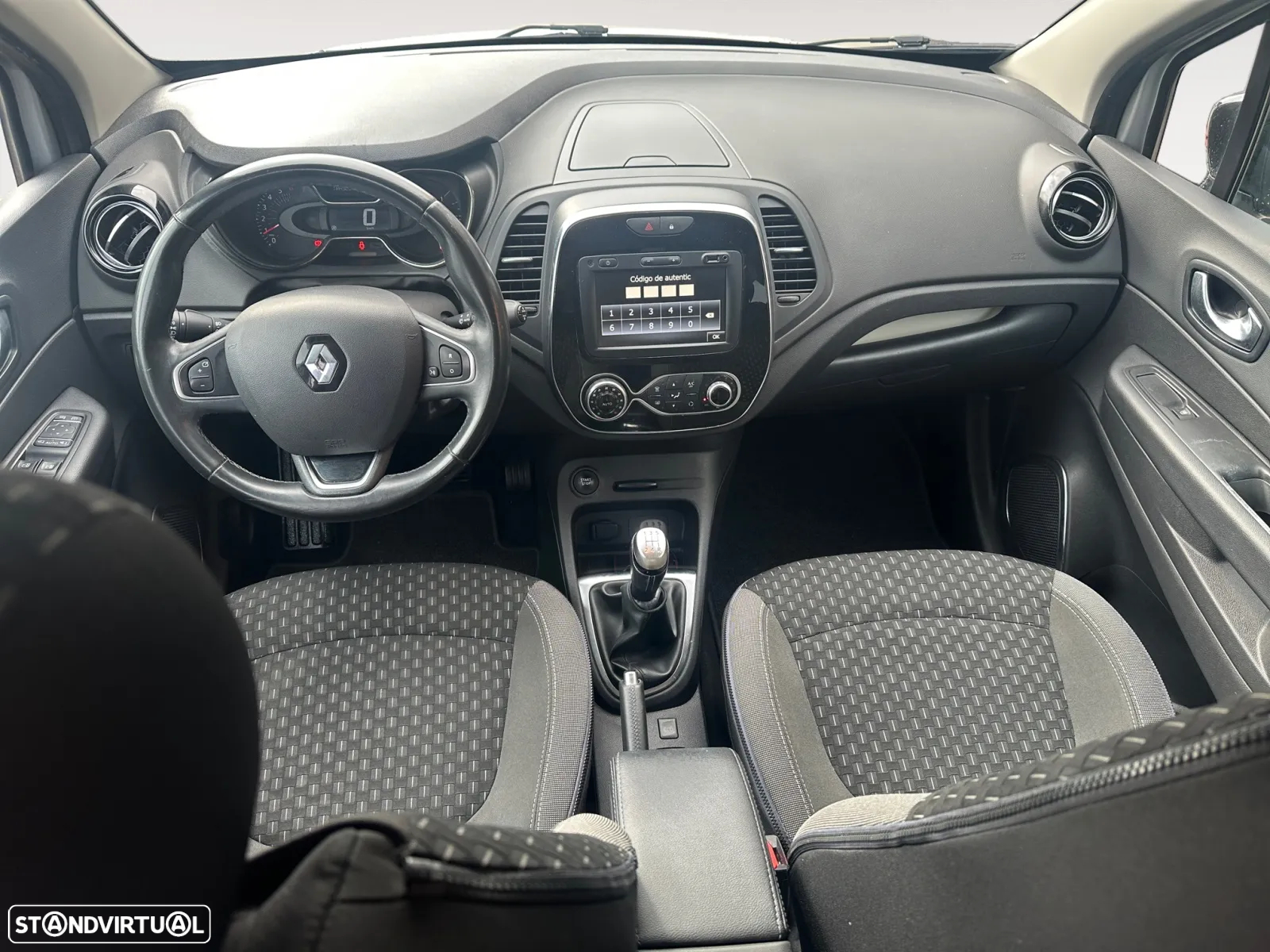 Renault Captur 0.9 TCE Exclusive - 11