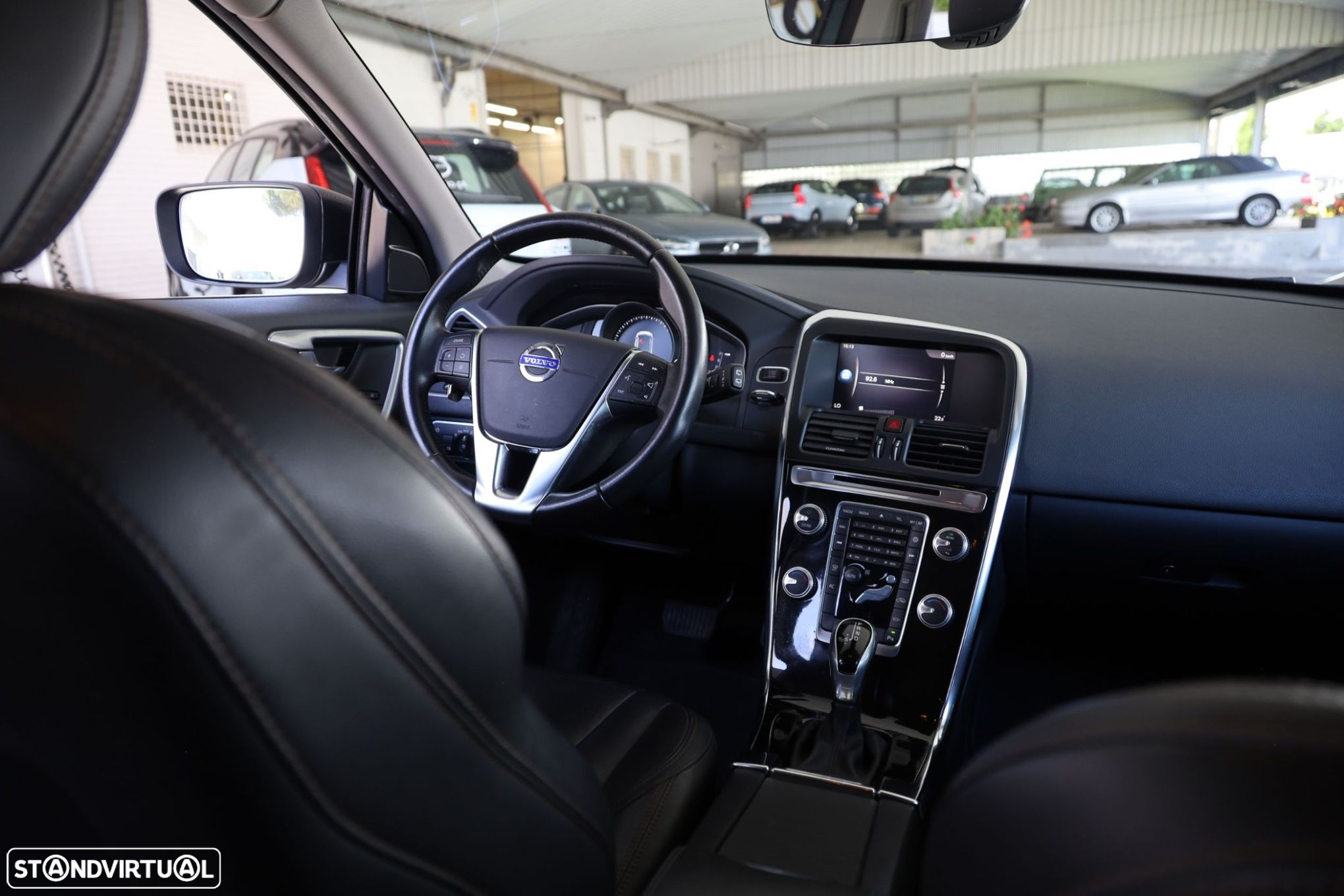 Volvo XC 60 2.0 D4 Dynamic Edition Geartronic - 13