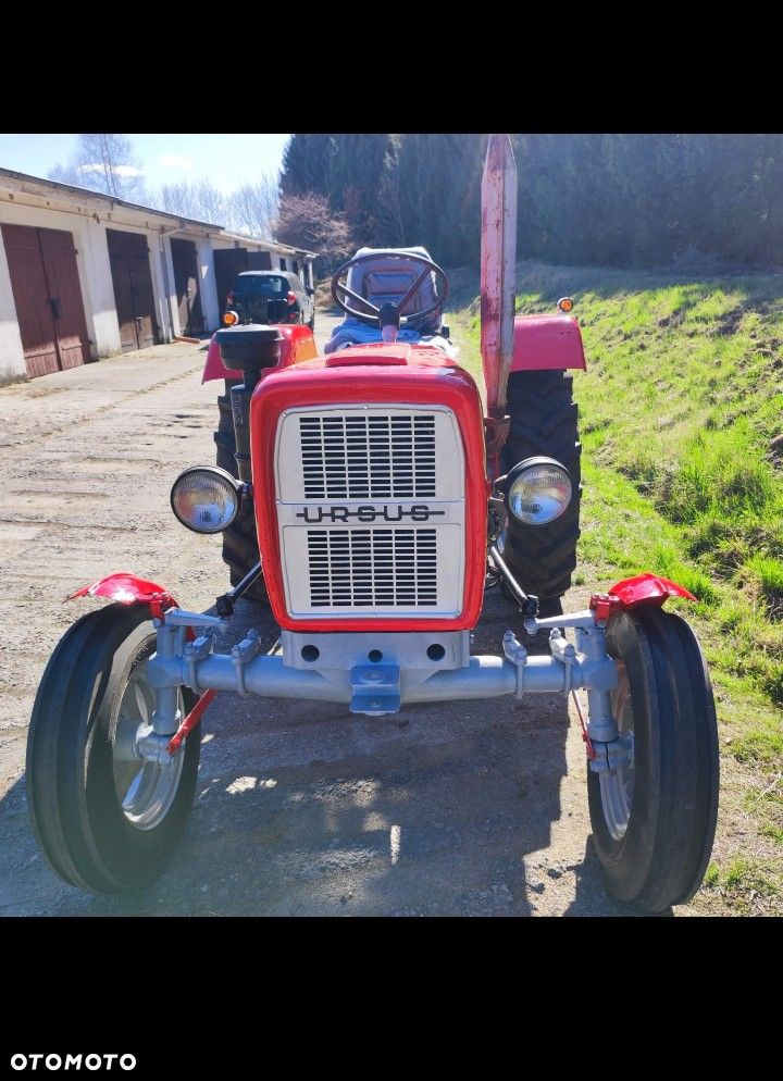 Ursus C330 - 2