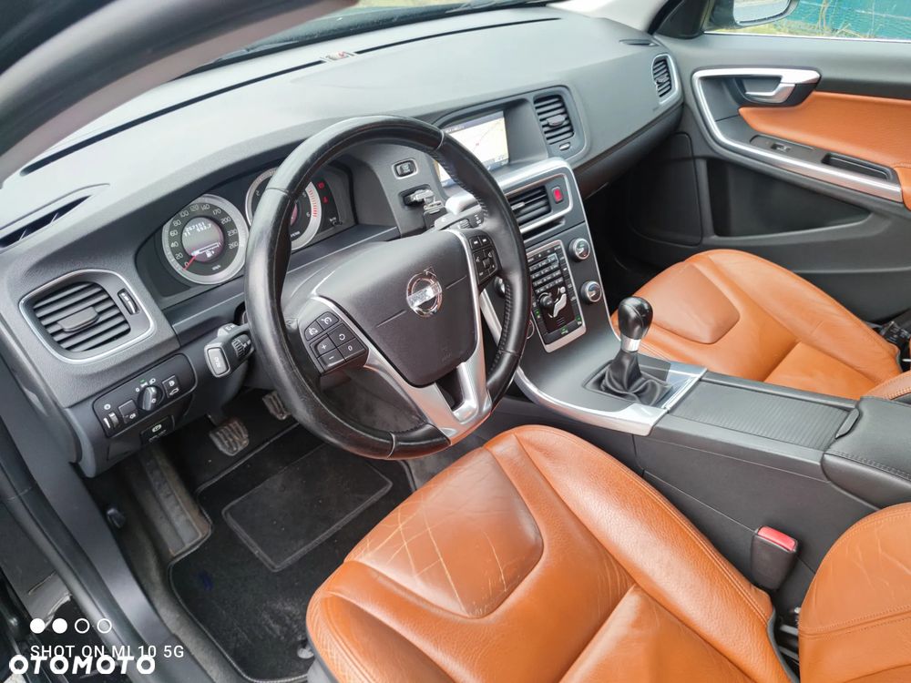 Volvo S60 D2 Momentum - 23