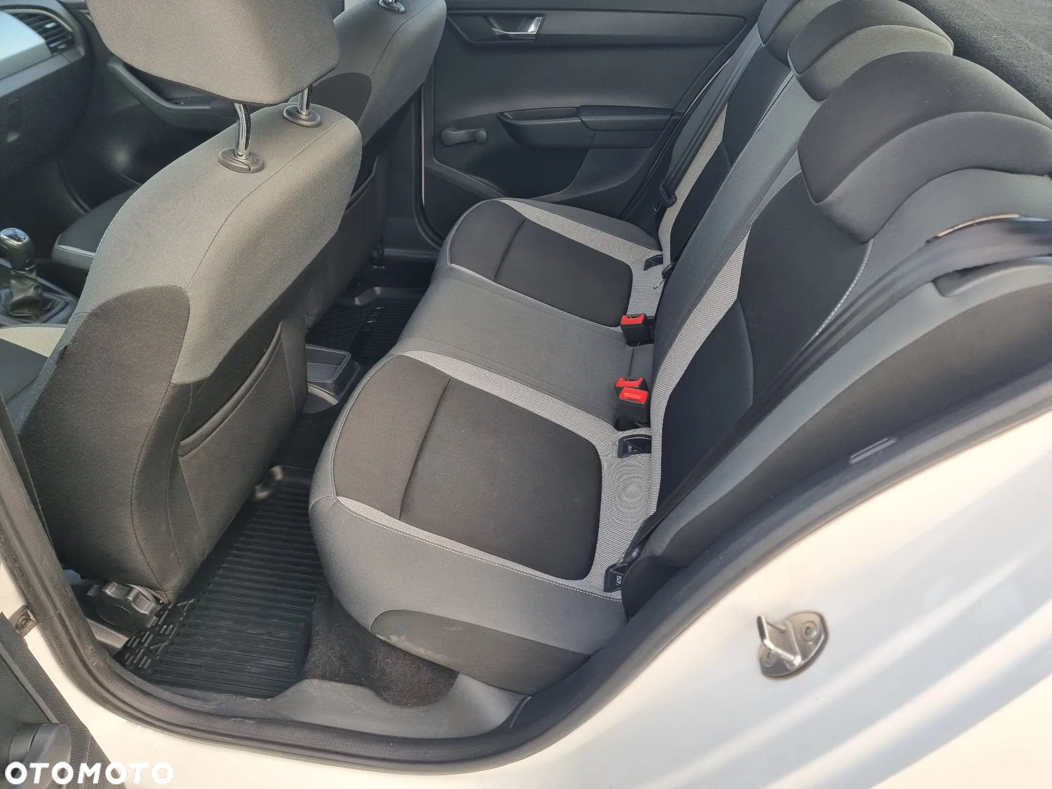 Skoda Fabia 1.0 Ambition - 9