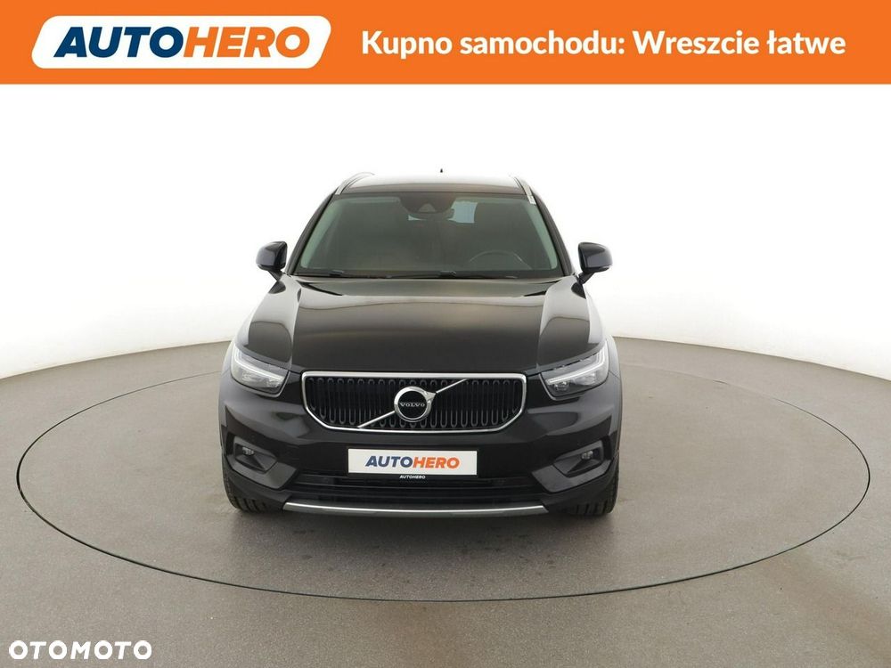 Volvo XC 40 D4 SCR AWD Momentum - 12