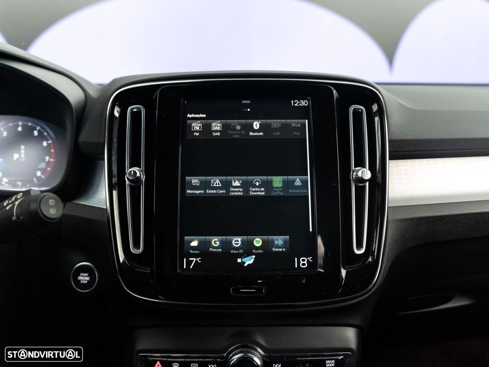 Volvo XC 40 1.5 T2 Momentum Plus Geartronic - 34