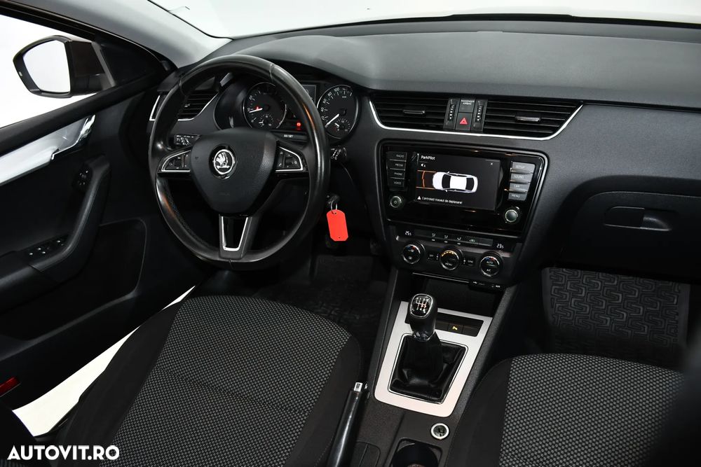 Skoda Octavia - 5