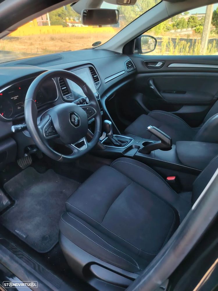 Renault Mégane Sport Tourer 1.5 Blue dCi GT Line EDC - 2