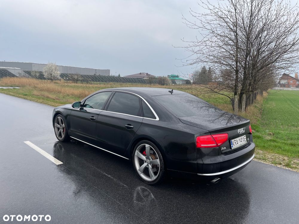 Audi A8 4.2 FSI L Quattro - 2