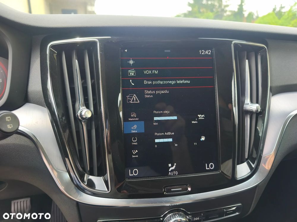 Volvo V60 D3 Momentum Core - 22