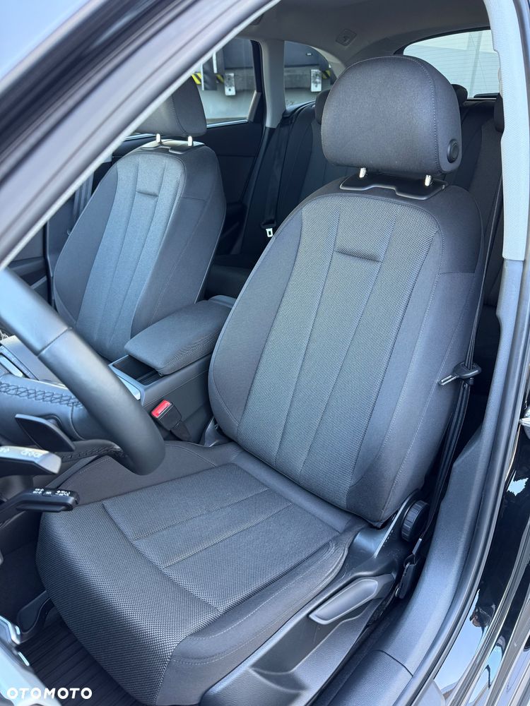 Audi A4 Avant 35 TFSI S tronic S line - 14