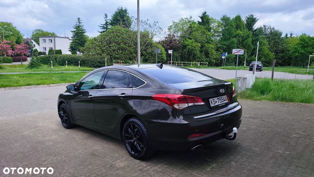 Hyundai i40 Kombi 1.7 CRDi DCT Premium - 17