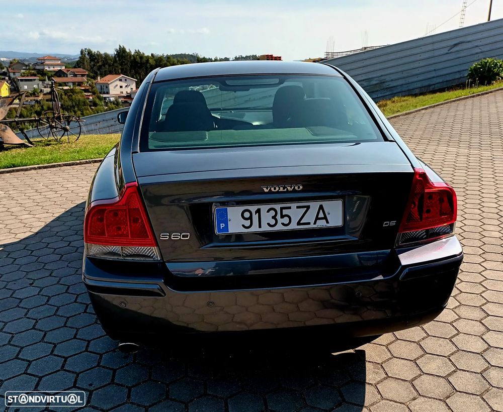 Volvo S60 2.4 D5 - 5