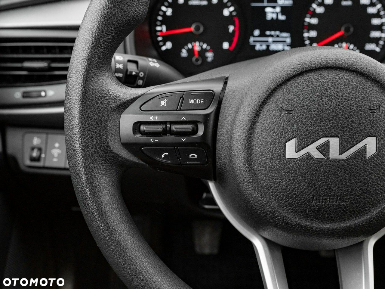 Kia Rio 1.2 M - 19