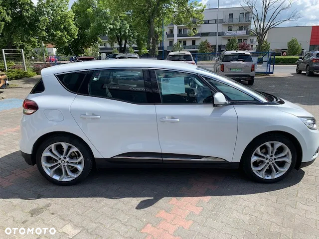 Renault Scenic 1.5 dCi Intens EDC - 8