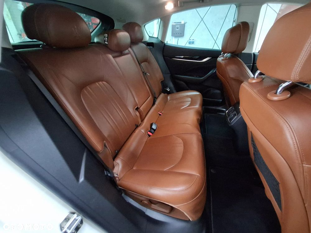 Maserati Levante Q4 - 30