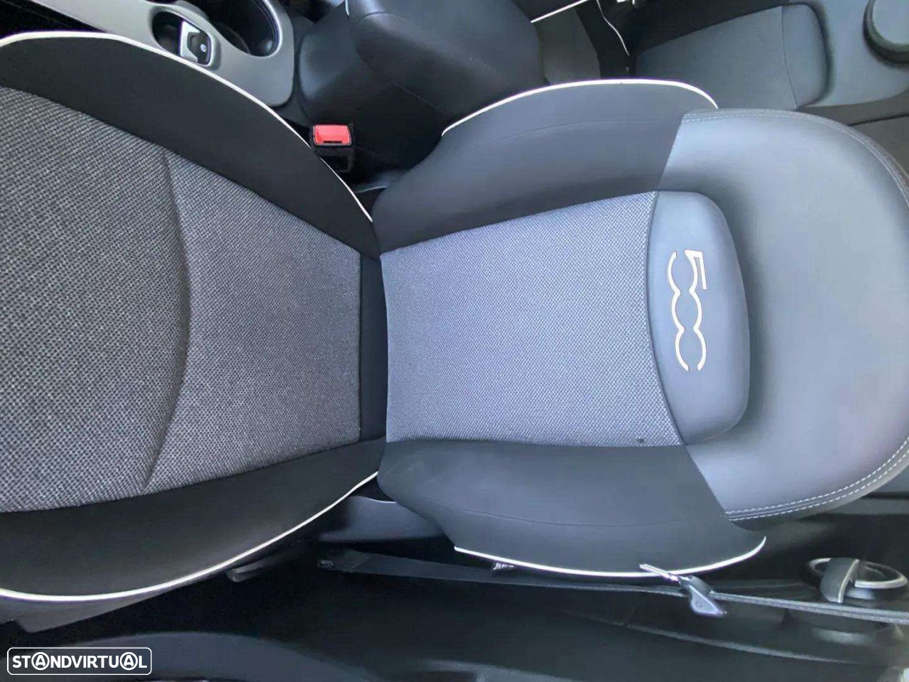 Fiat 500X 1.3 MJ Lounge S&S - 13