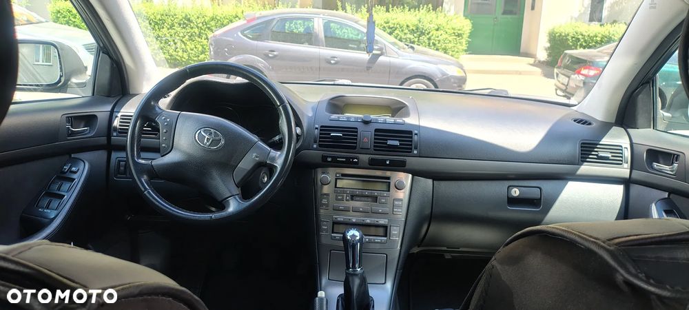 Toyota Avensis 1.8 VVT-i Luna - 3
