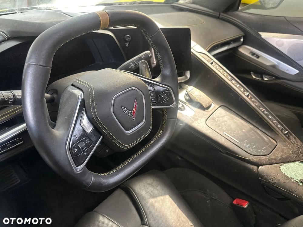 Chevrolet Corvette Stingray 3LT 6.2 V8 Automatik - 17