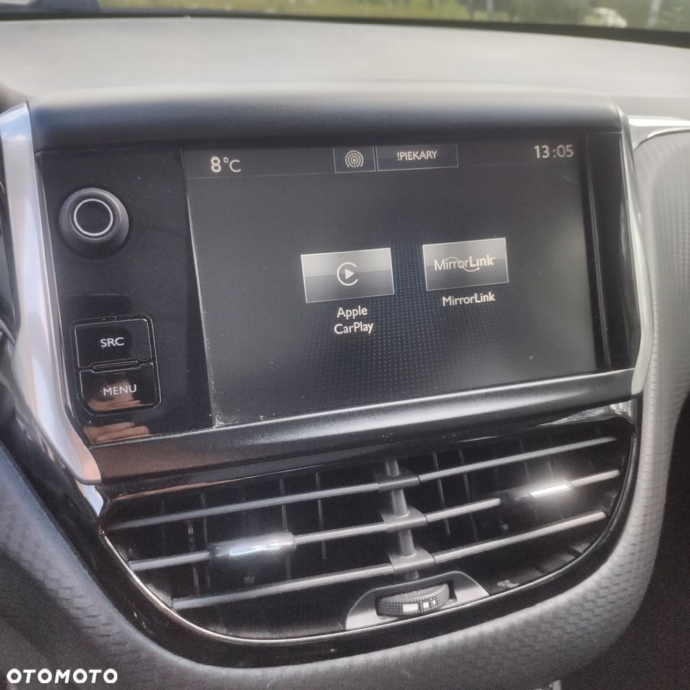 Peugeot 2008 1.2 Pure Tech Allure S&S EAT6 - 28