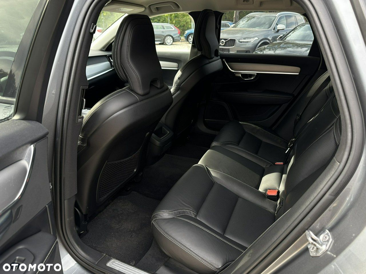 Volvo V90 Cross Country D5 SCR AWD Pro - 16
