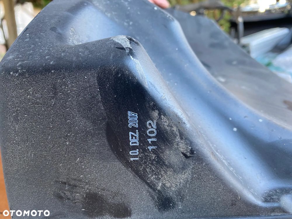 OBUDOWA FILTRA POWIETRZA BMW E61 757146401 - 7