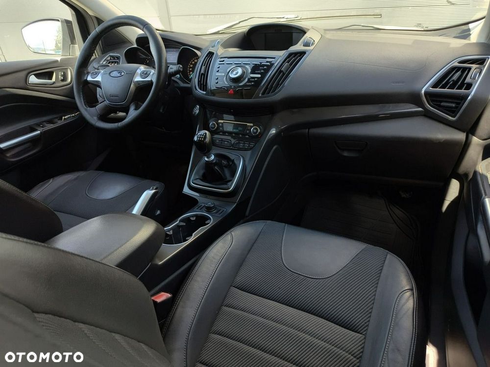 Ford Kuga - 14