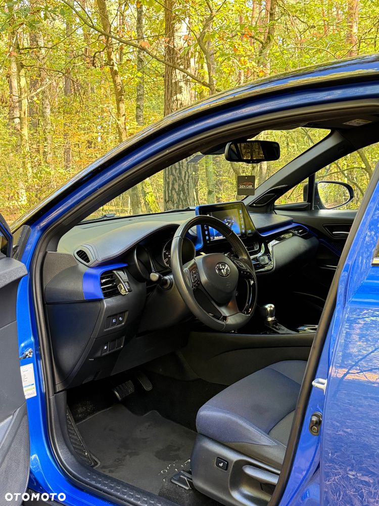 Toyota C-HR - 15