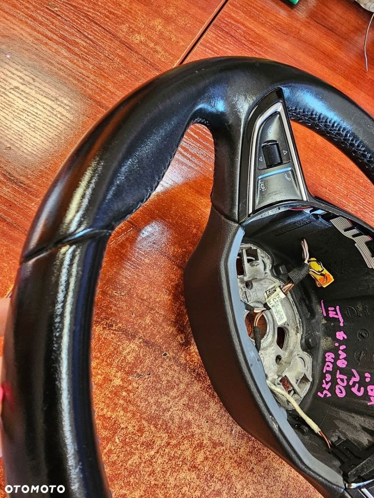 KIEROWNICA SKÓRA SKODA OCTAVIA III 3 EU - 9