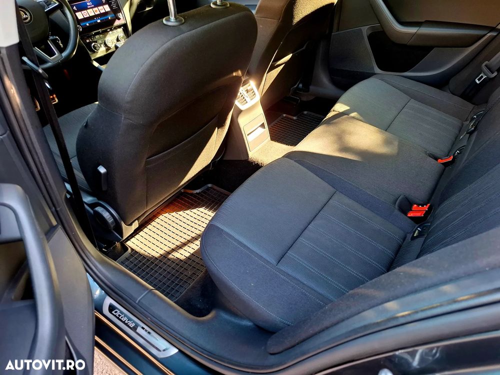 Skoda Octavia 1.5 TSI DSG Style - 11