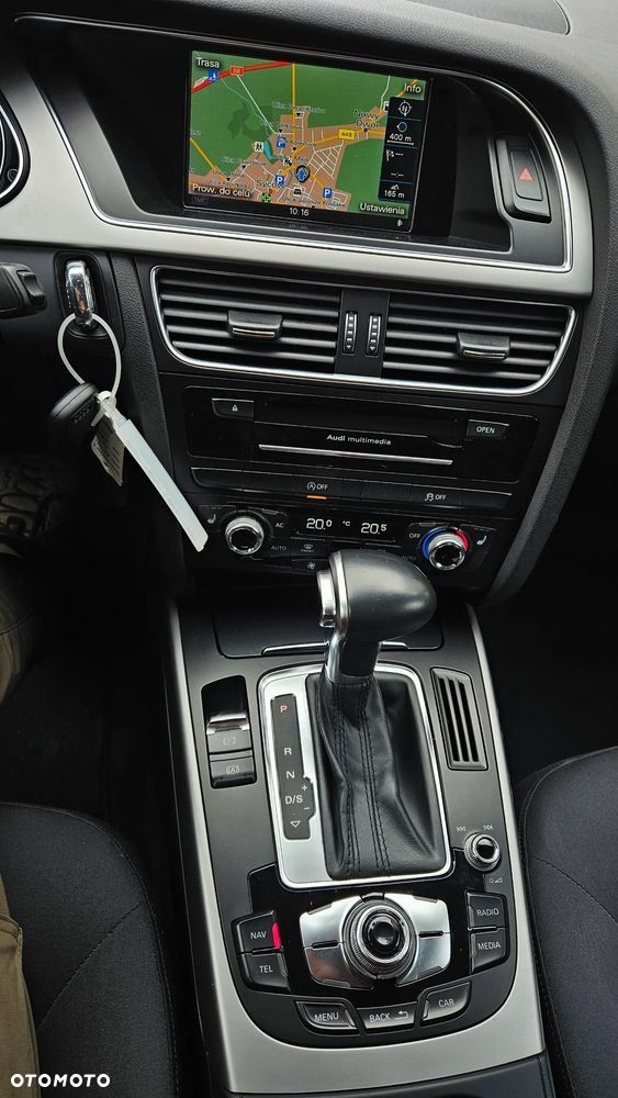 Audi A4 Allroad - 38