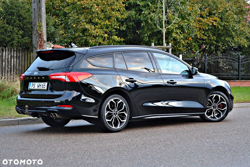 Ford Focus 2.0 EcoBlue STart-Stopp-System ST-LINE - 16