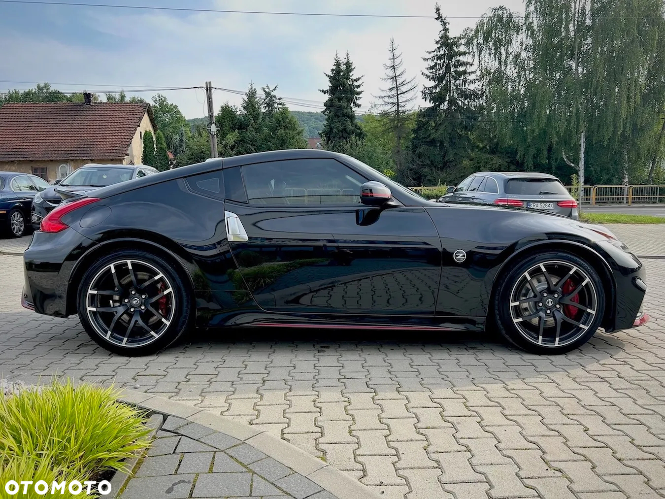Nissan 370 Z - 3
