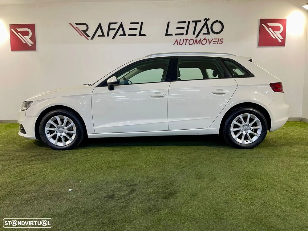 Audi A3 Sportback 1.6 TDI Advance - 10