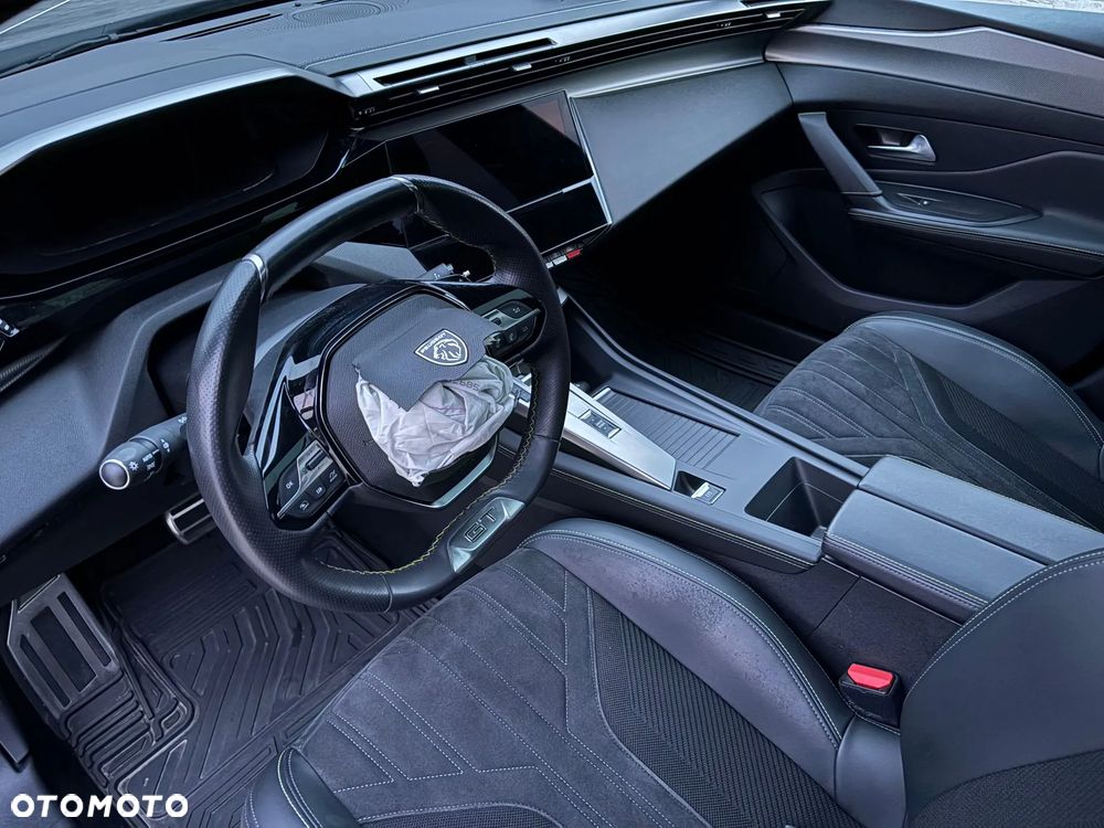 Peugeot 308 BlueHDi 130 EAT8 GT - 11