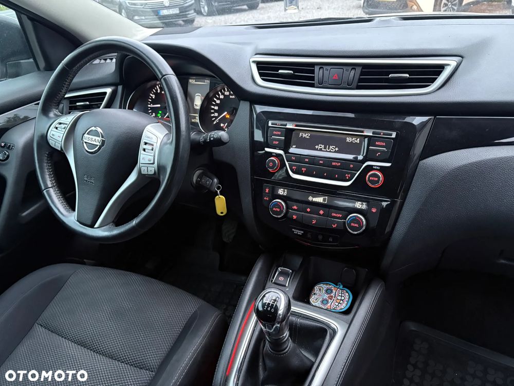 Nissan Qashqai 1.2 DIG-T Acenta EU6 - 13