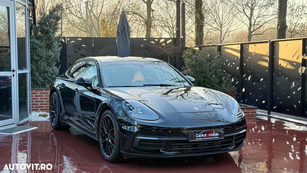 Porsche Panamera 4 - 1