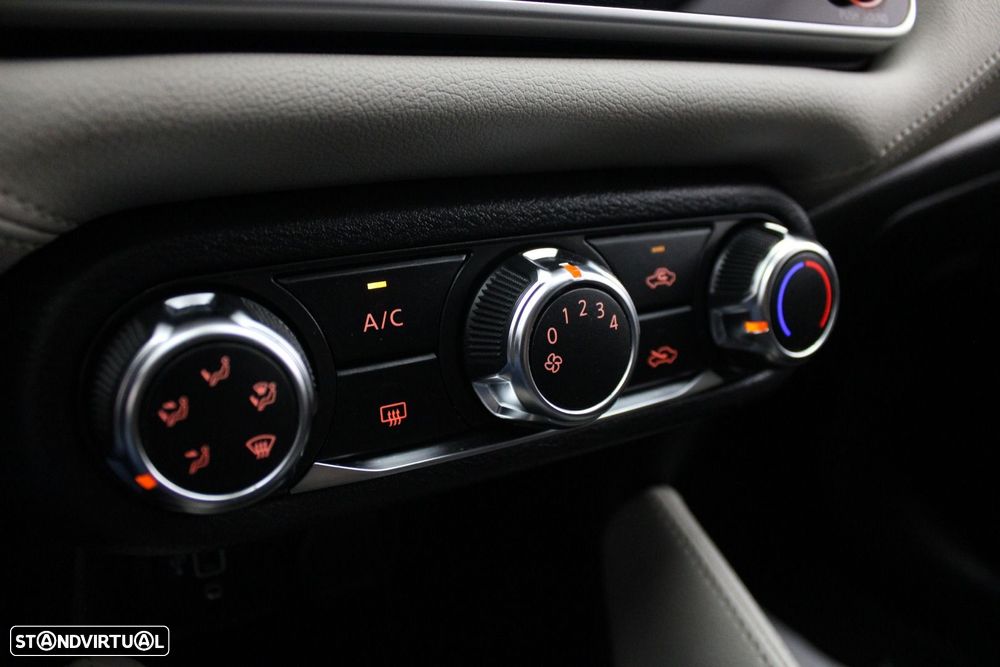Nissan Micra 1.0 IG-T Acenta CVT - 19
