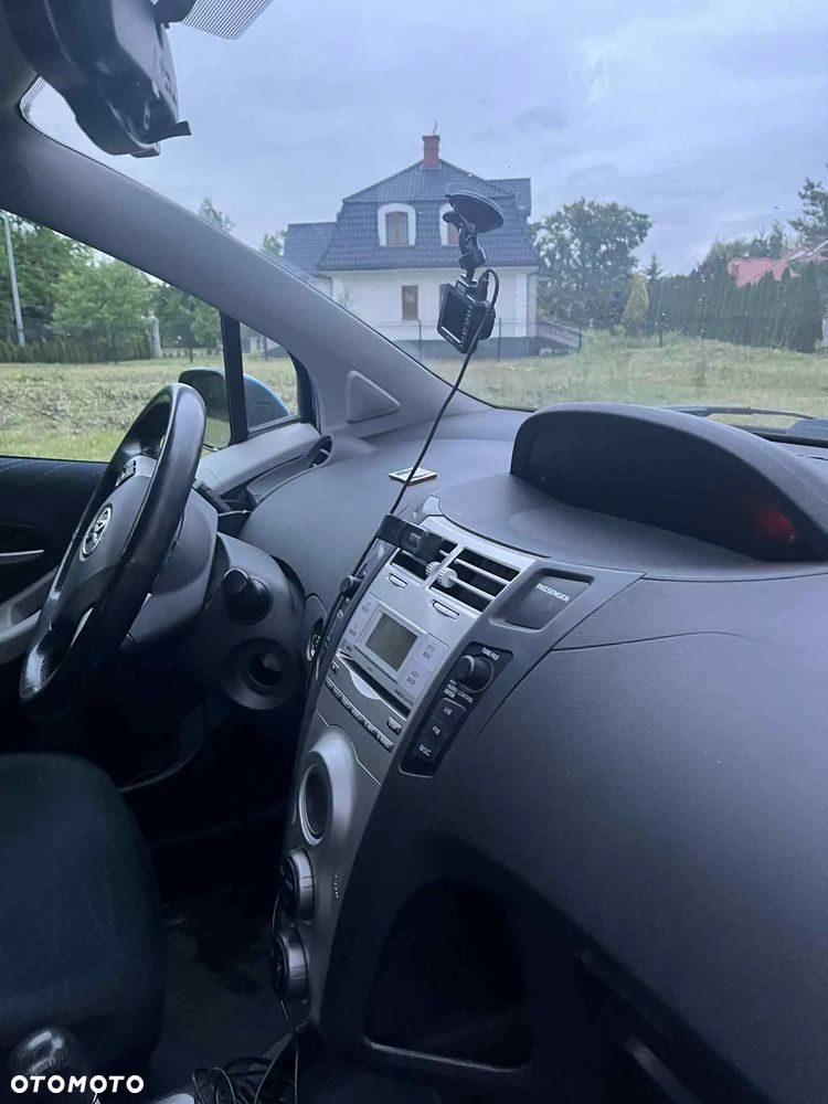 Toyota Yaris 1.3 Luna - 9