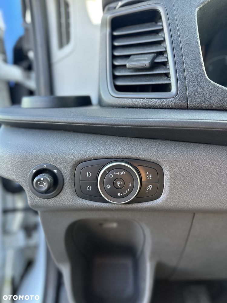 Ford Transit - 16