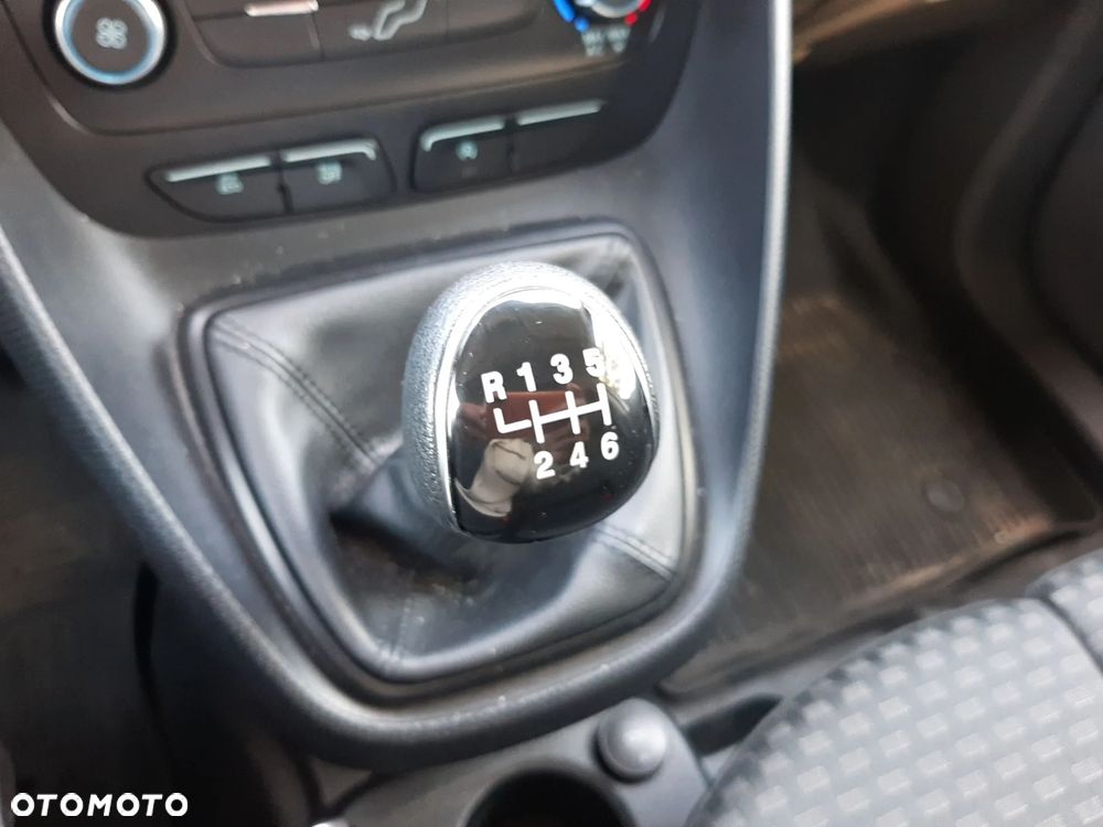 Ford TRANSIT CONNECT - 22