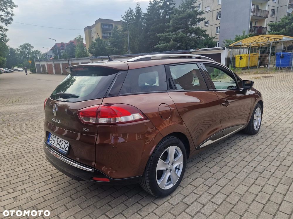 Renault Clio - 8