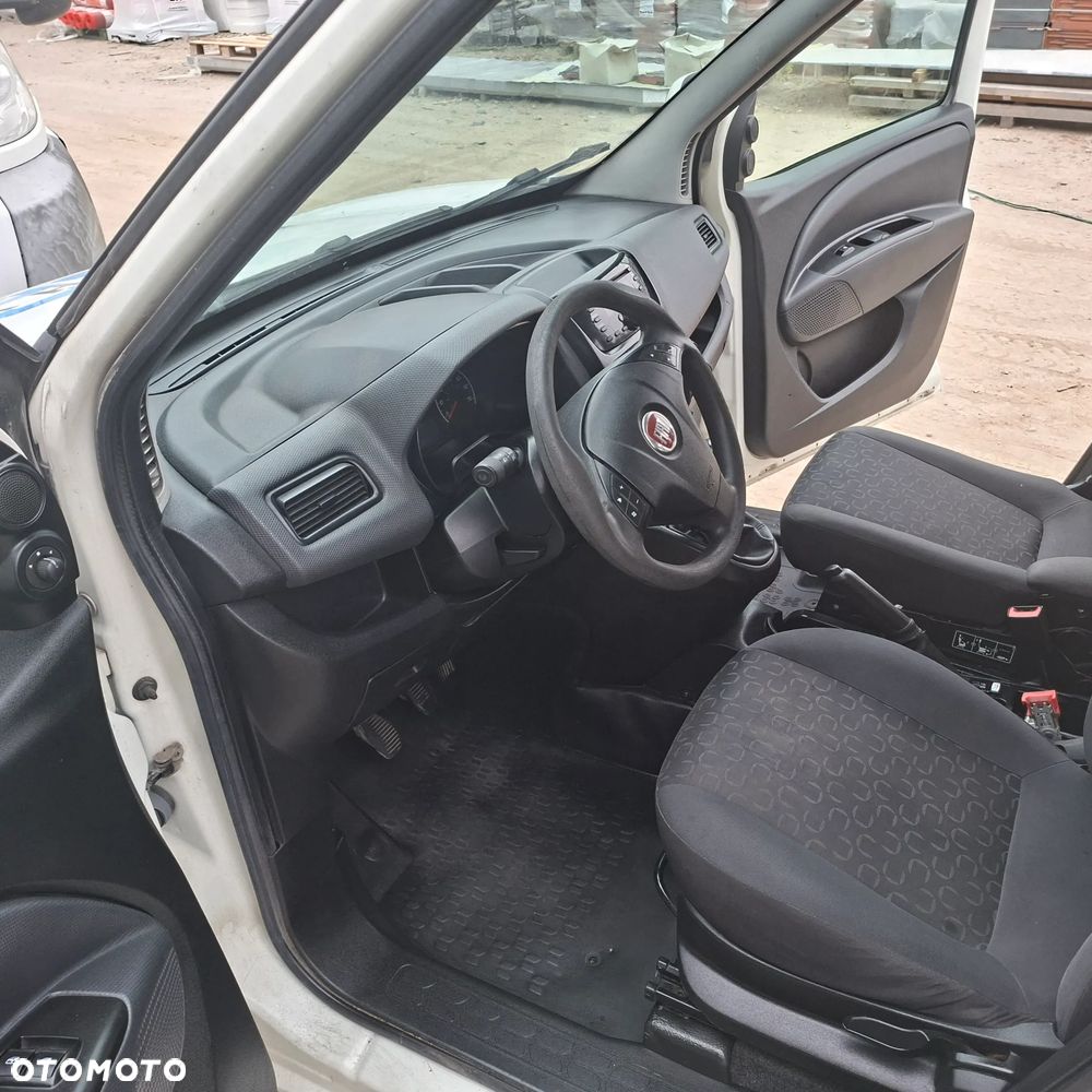 Fiat Doblo - 17