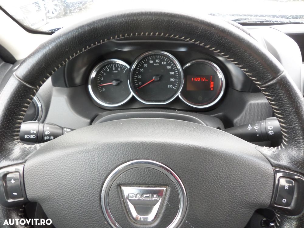 Dacia Duster 1.5 dCi 4x4 Laureate - 35