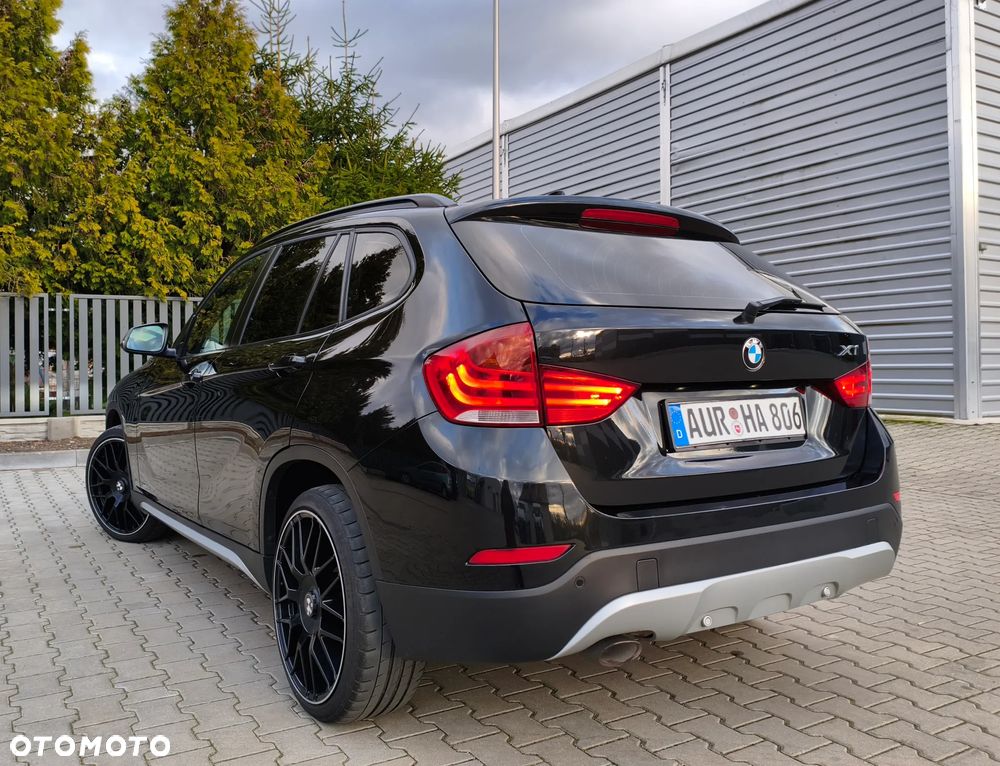 BMW X1 sDrive18d xLine - 24
