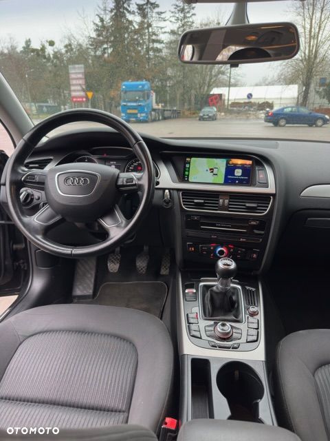Audi A4 Avant 2.0 TDI DPF Ambiente - 5