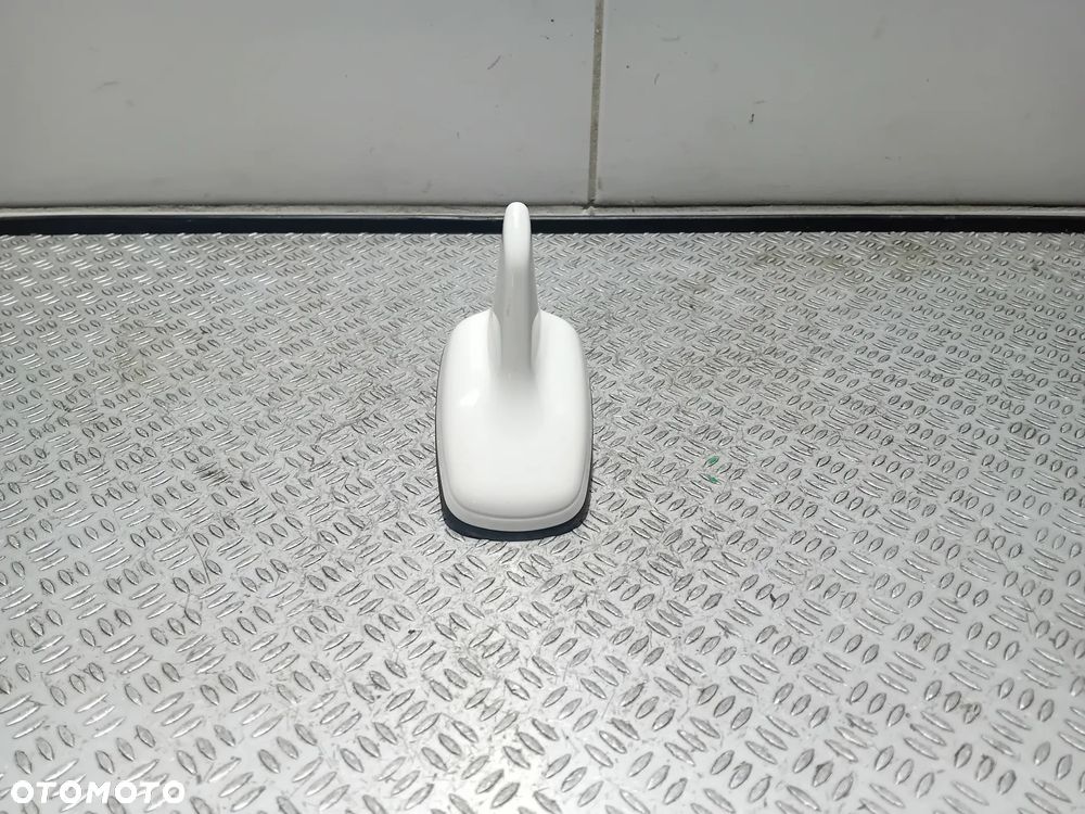 Antena GPS dachowa Audi Q3 2015 4G0035503E - 1